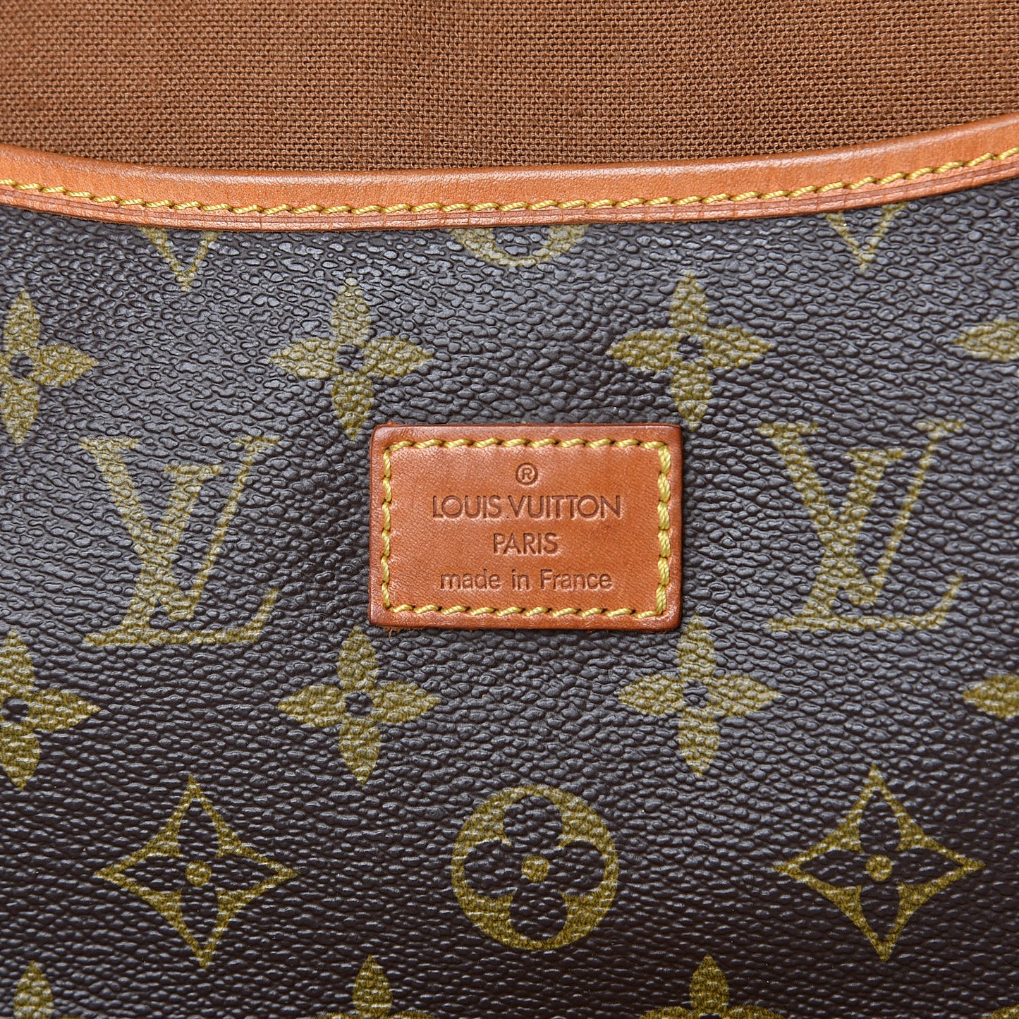 Monogram Saumur 35