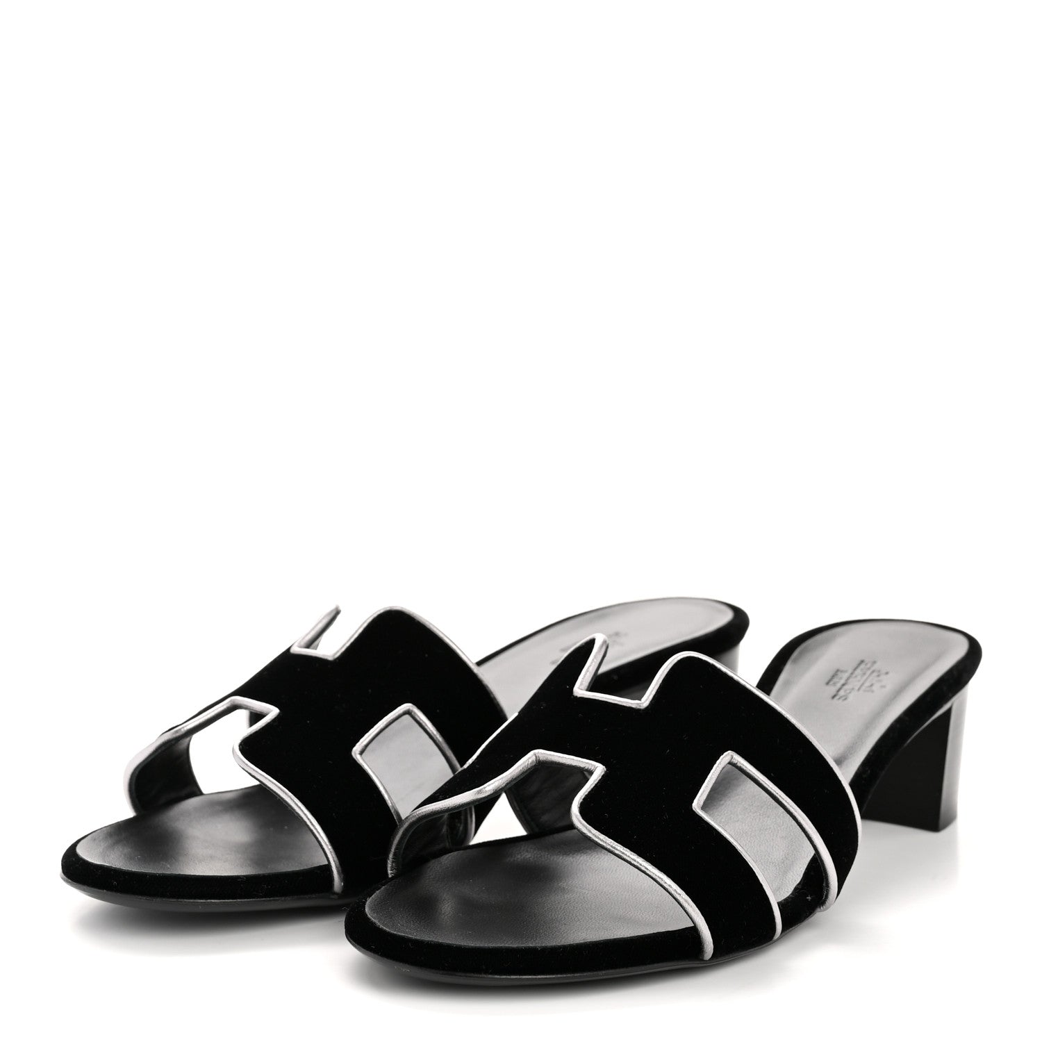 Hermes Velvet Nappa Oasis Sandals 39  39 Argent Vieilli 4 of 9