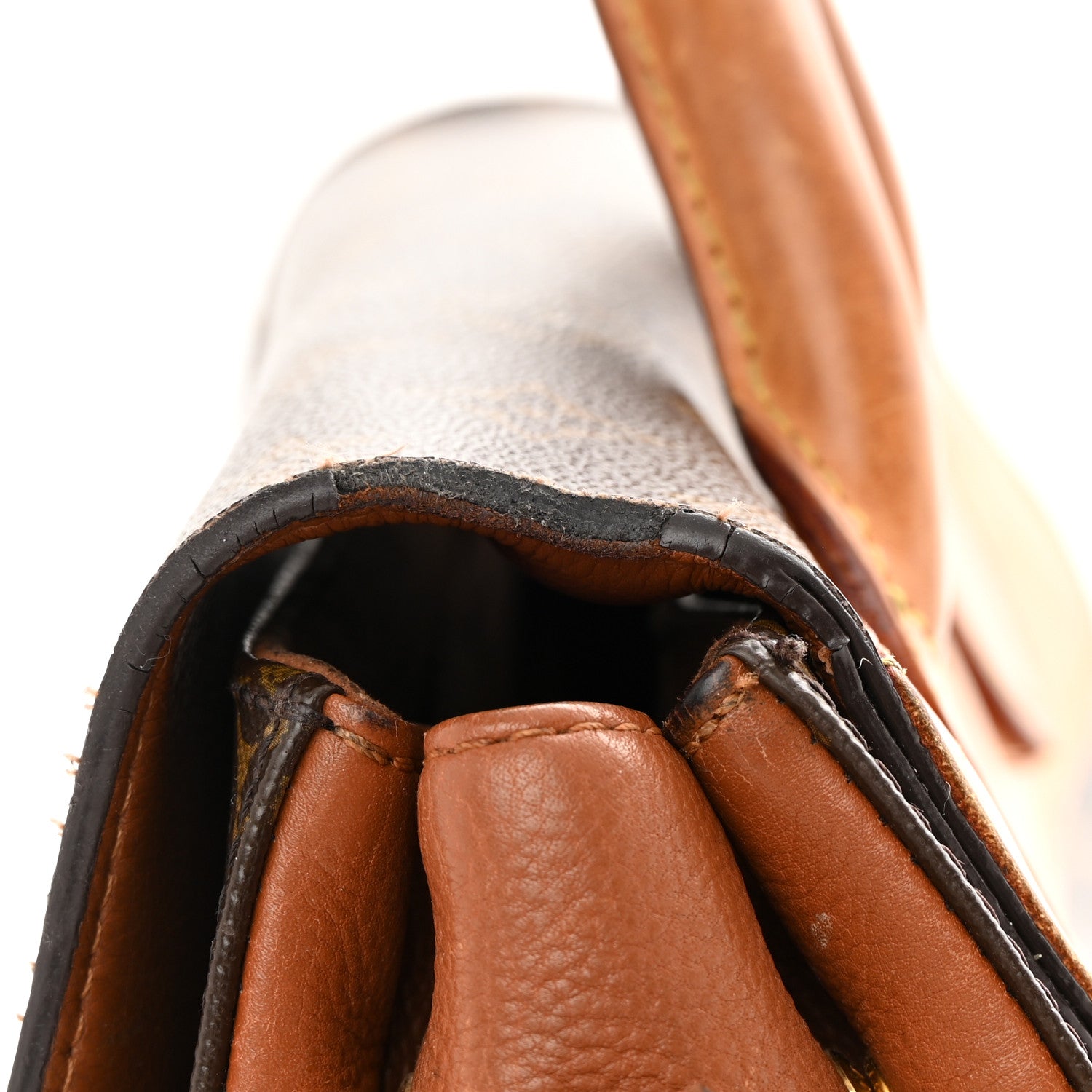 Louis Vuitton Monogram Eden MM Camel 20 of 26