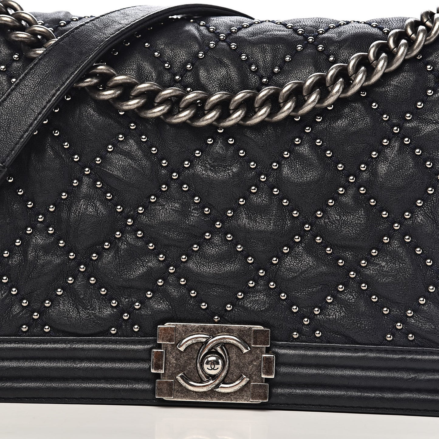 Crumpled Lambskin New Medium Studded Boy Flap Navy