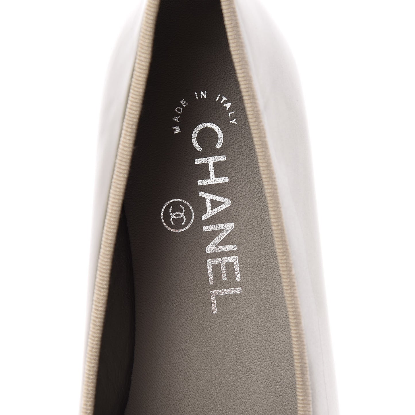 Patent Calfskin CC Cap Toe Ballerina Flats 36.5 Light Grey