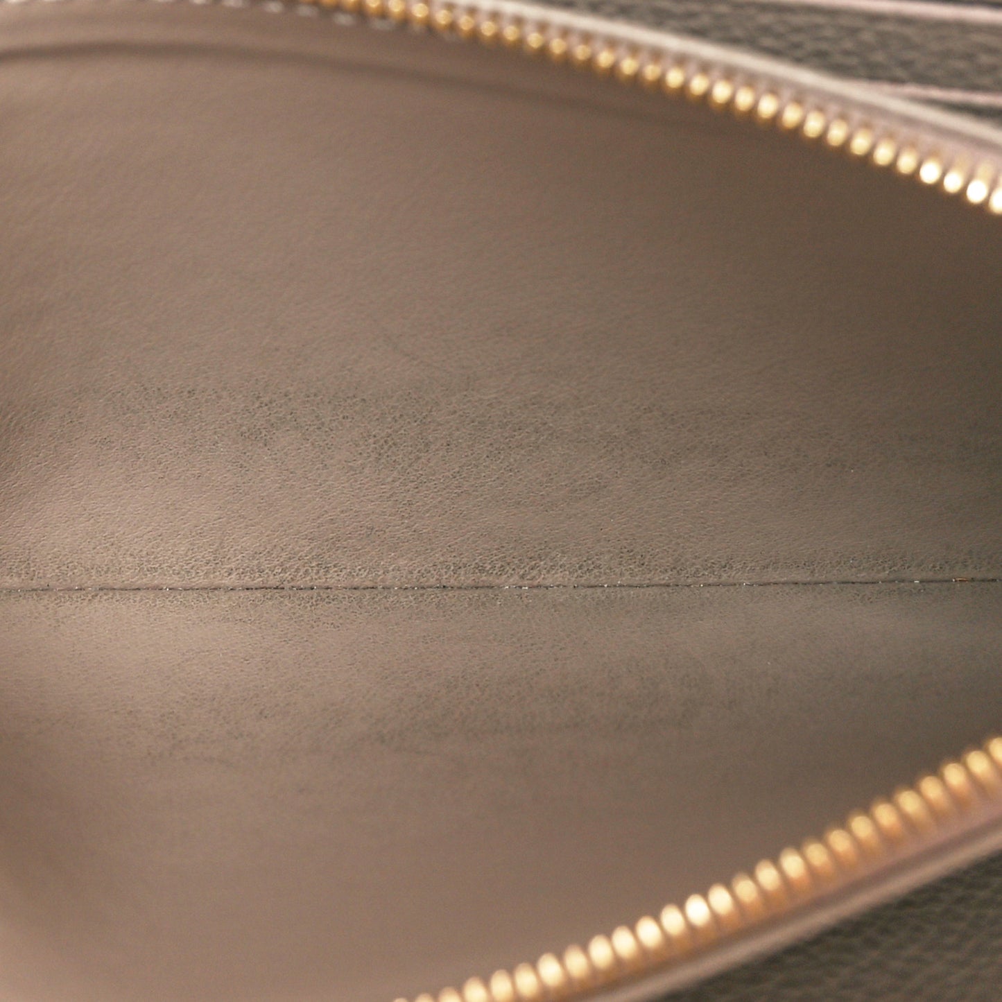 Empreinte Monogram Giant Zippy Wallet Tourterelle Creme