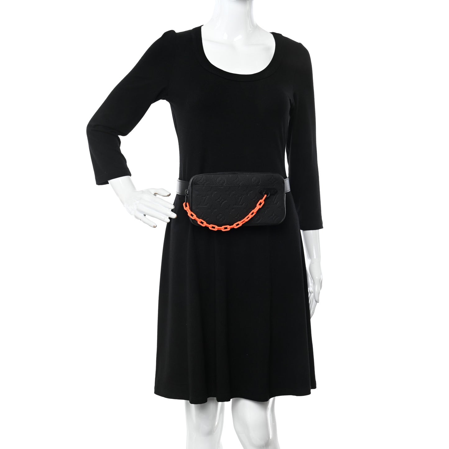 Taurillon Monogram Uniformes Solar Ray Soft Pochette Volga Belt Bag Black