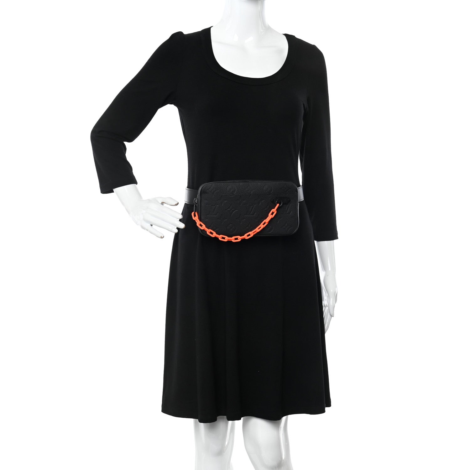 Louis Vuitton Taurillon Monogram Uniformes Solar Ray Soft Pochette Volga Belt Bag Black 2 of 10