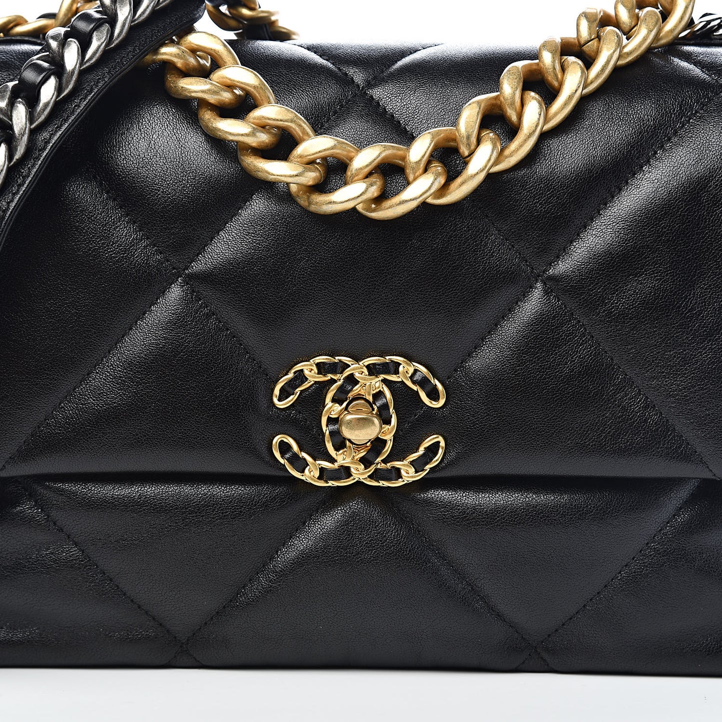Lambskin Quilted Large 19 Flap Black