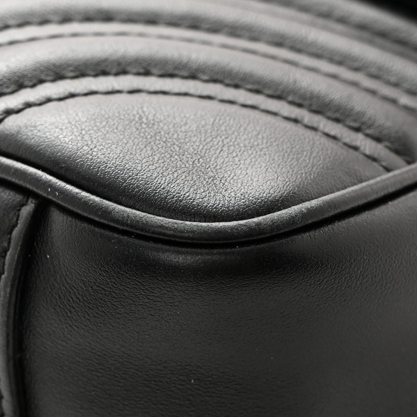 Calfskin Matelasse Small GG Marmont Shoulder Bag Black