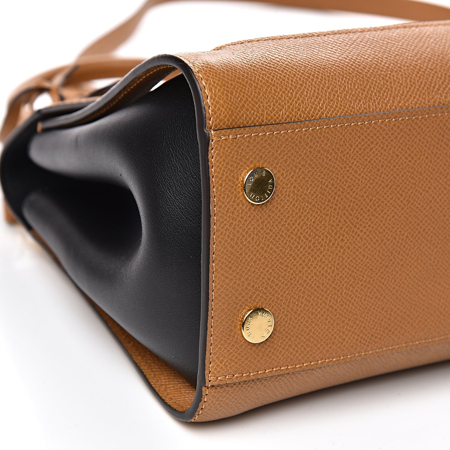 Grained Smooth Calfskin The LV Arch Cereal Black