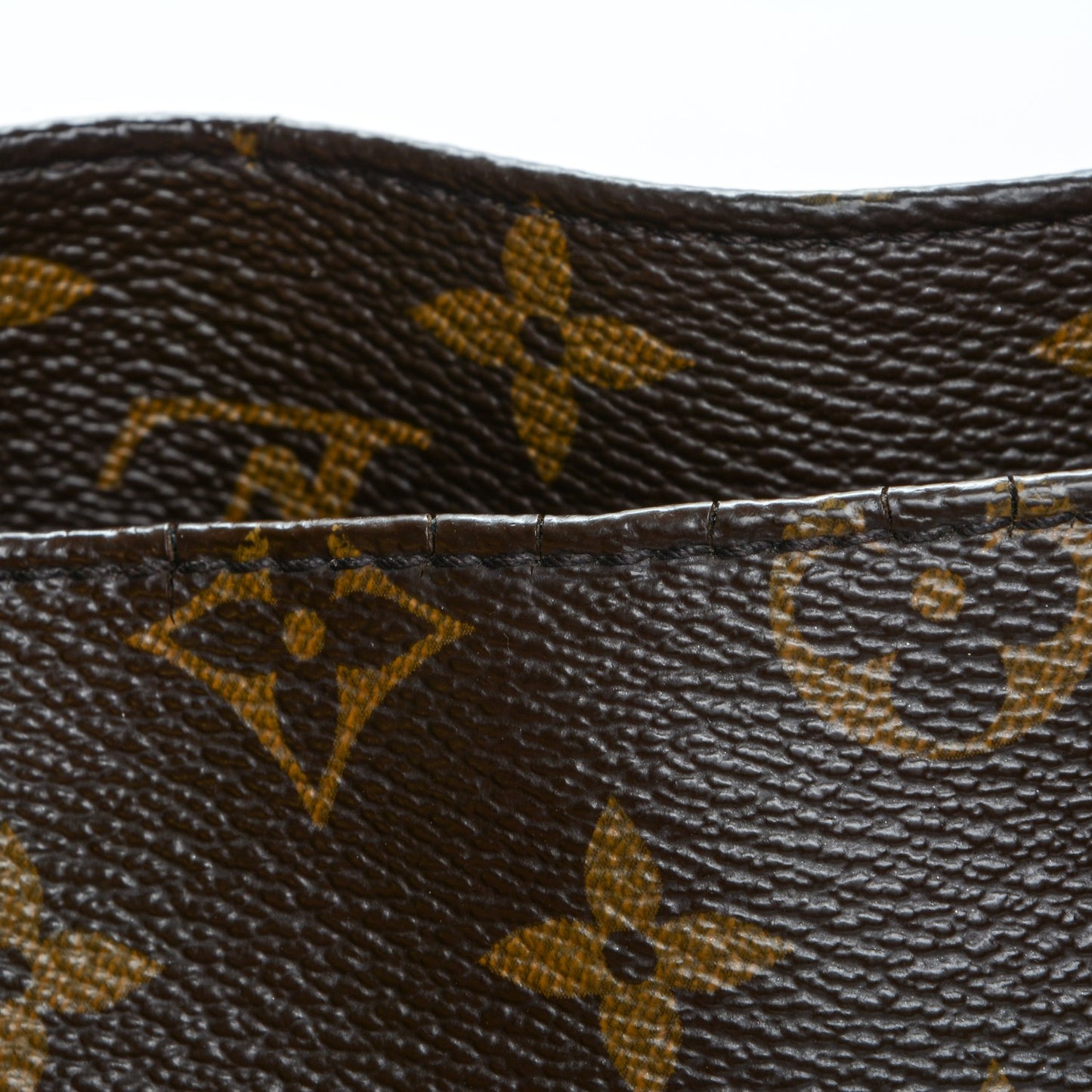 Monogram Metis