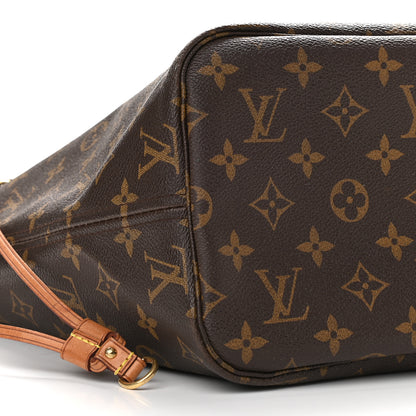 Louis Vuitton Monogram Neverfull MM 8 of 9