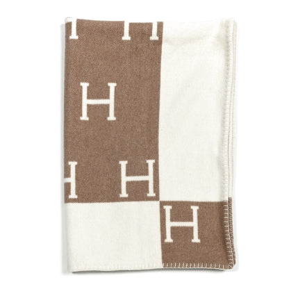 Hermes Wool Cashmere Avalon Baby Blanket Noisette Moyen White 1 of 3