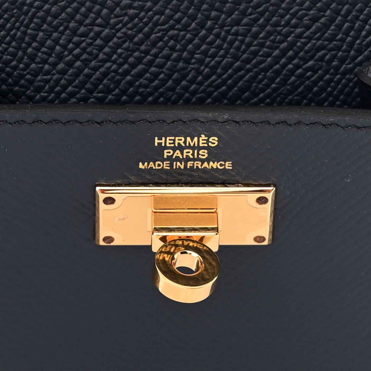 Epsom Kelly Pocket Compact Wallet Bleu Indigo