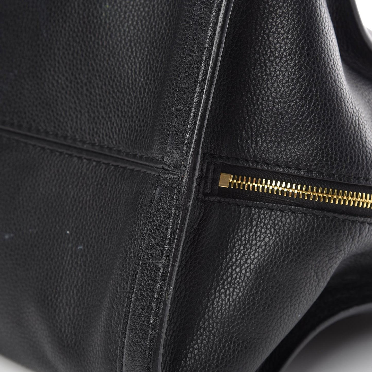 Pebbled Calfskin Large Skull Padlock Zip Around Tote Black