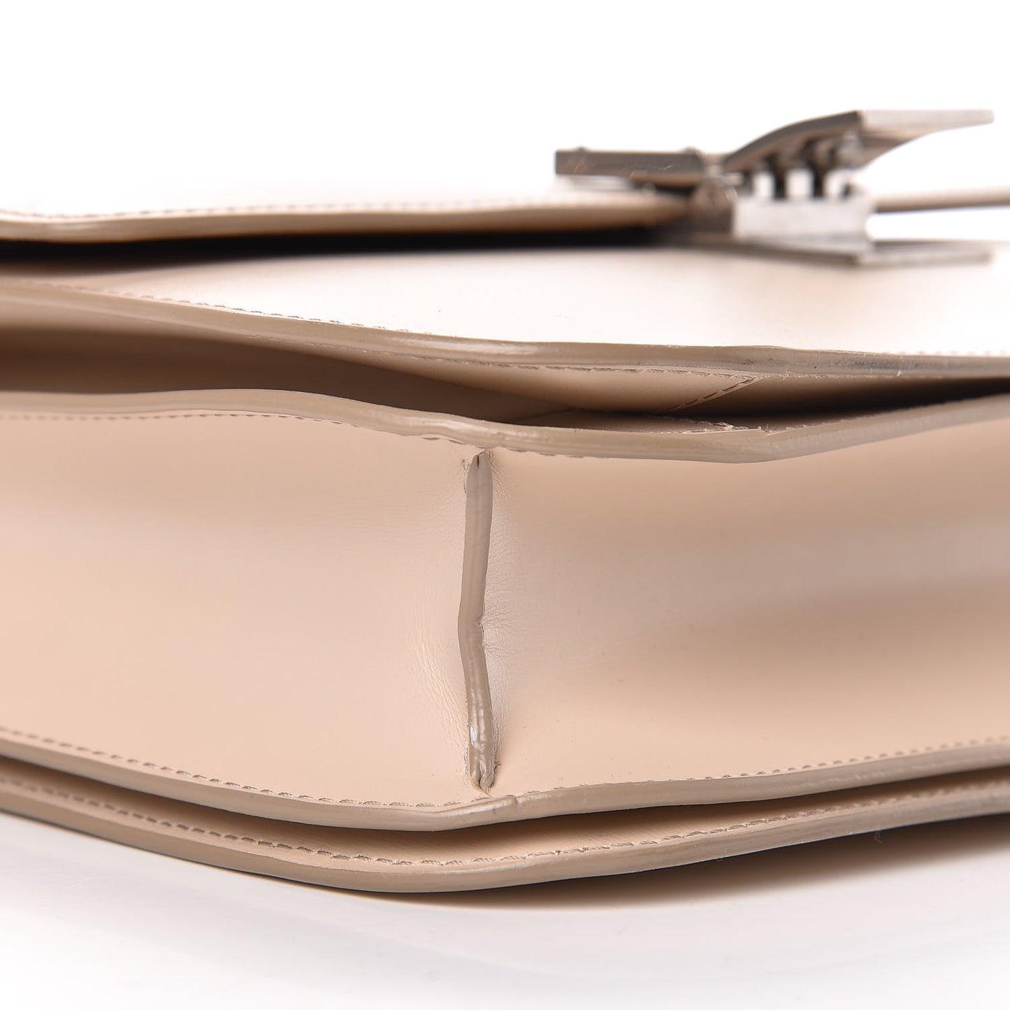 Box Calfskin Medium Classic Box Flap Bag Ballerina