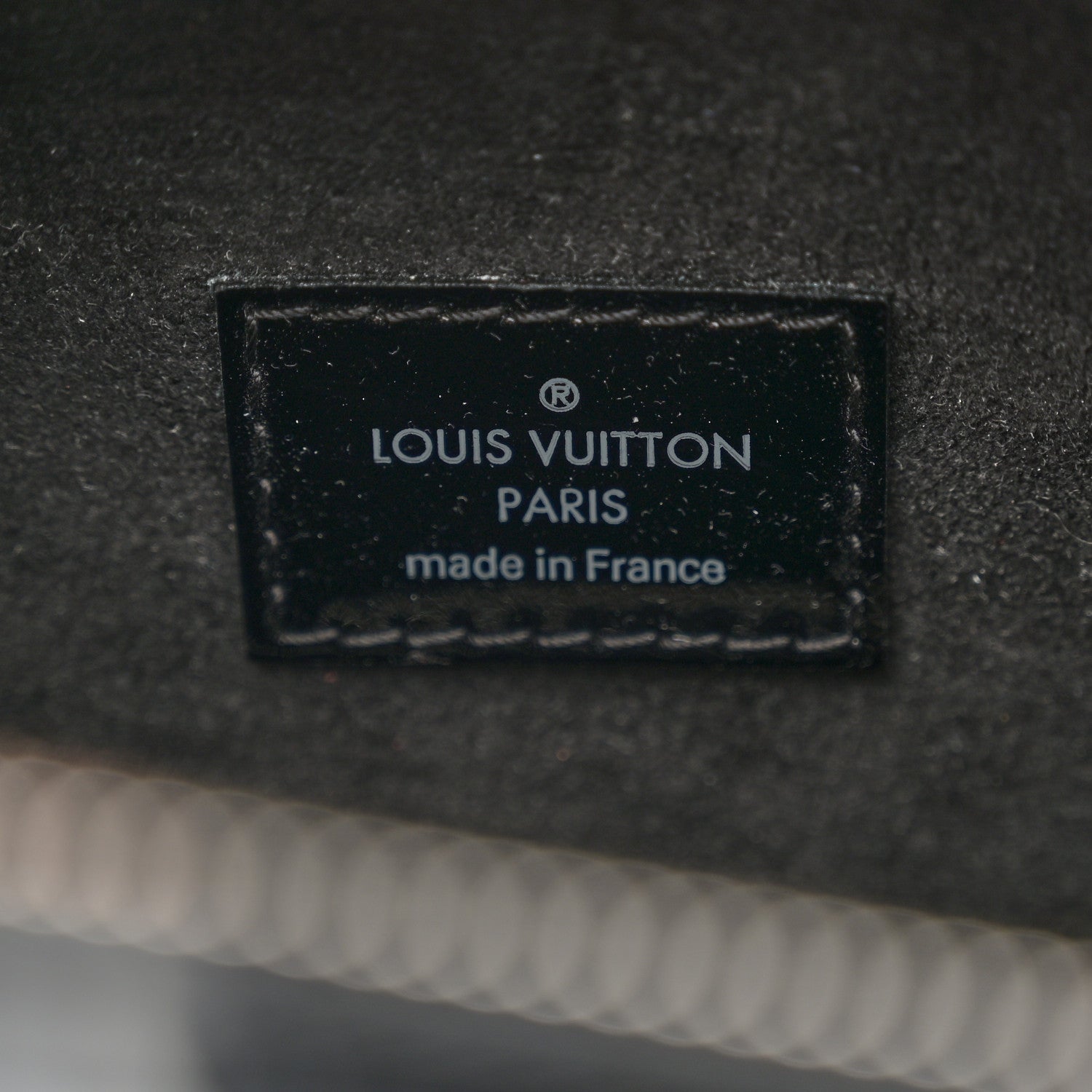 Louis Vuitton Electric Epi Pont-Neuf GM Black 6 of 9