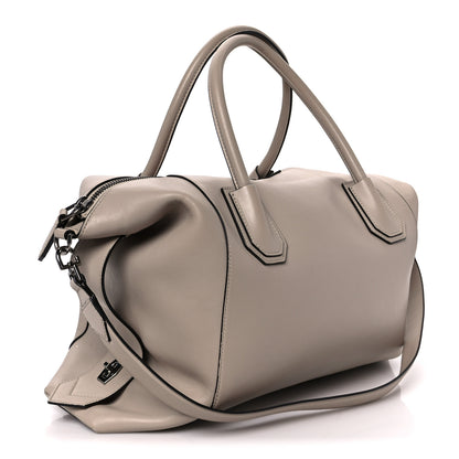 Givenchy Soft Calfskin Medium Soft Antigona Dune 3 of 10