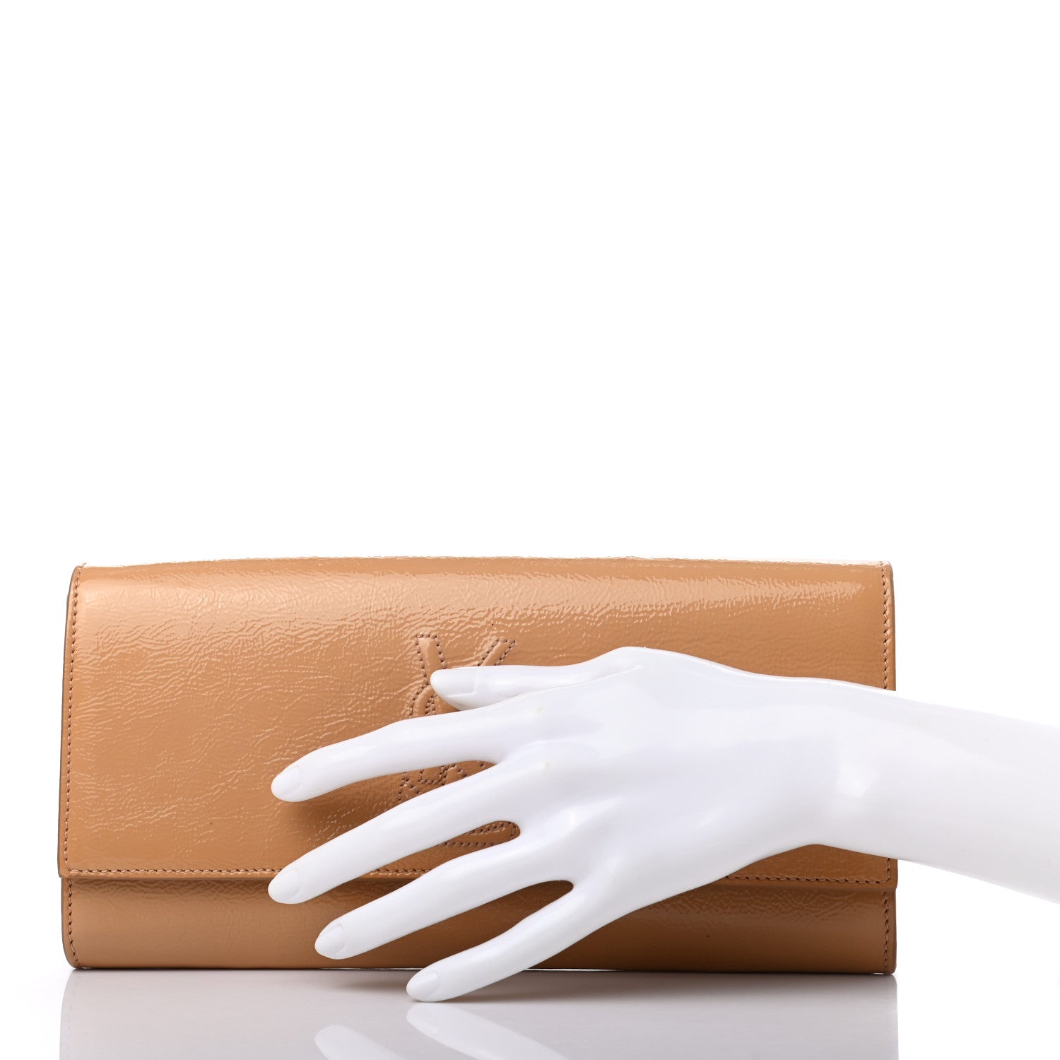 Saint Laurent Textured Patent Calfskin Monogram Large Belle De Jour Clutch Beige 2 of 7