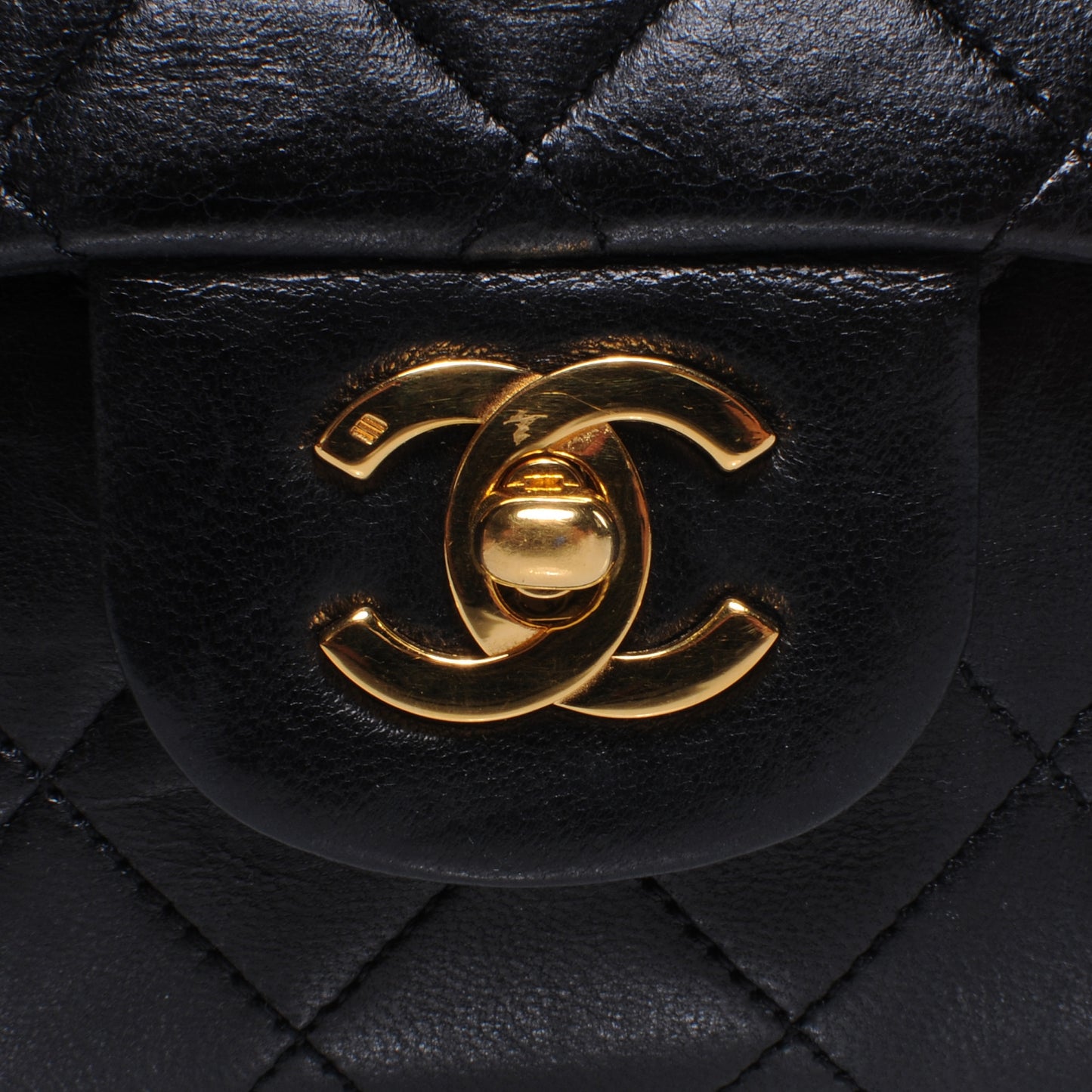 Lambskin Medium Double Flap Black