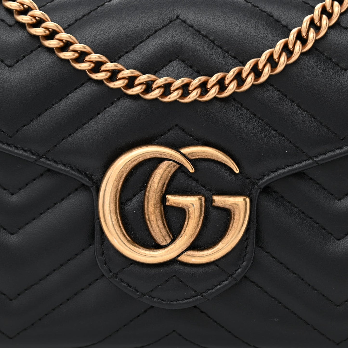 Calfskin Matelasse GG Marmont Chain Wallet Black