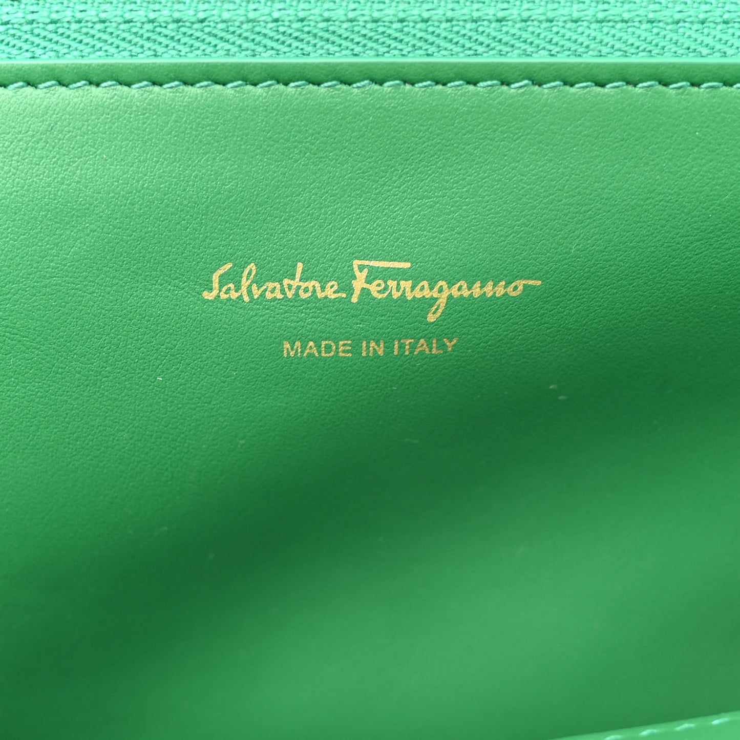 Raffia Calfskin The Studio Box Tote Smeraldo
