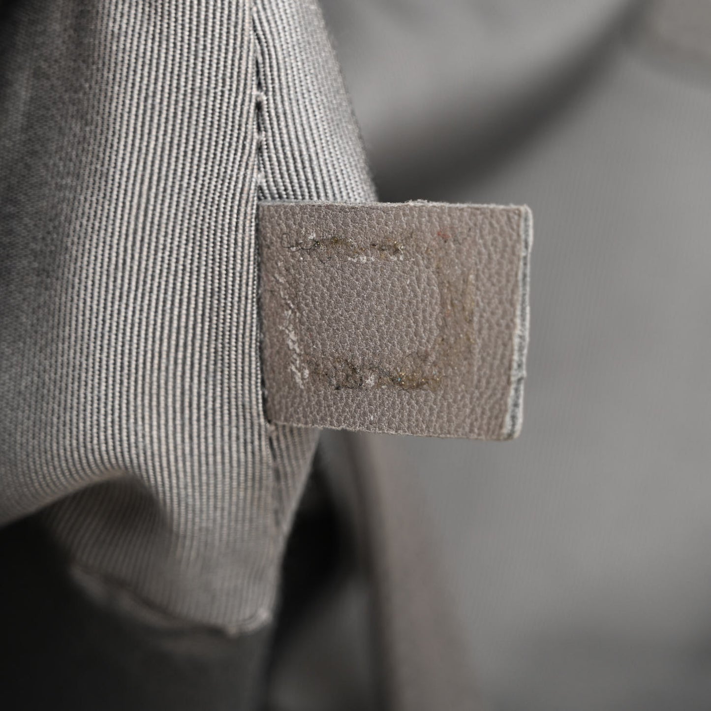 Caviar Quilted French Riviera Hobo Dark White