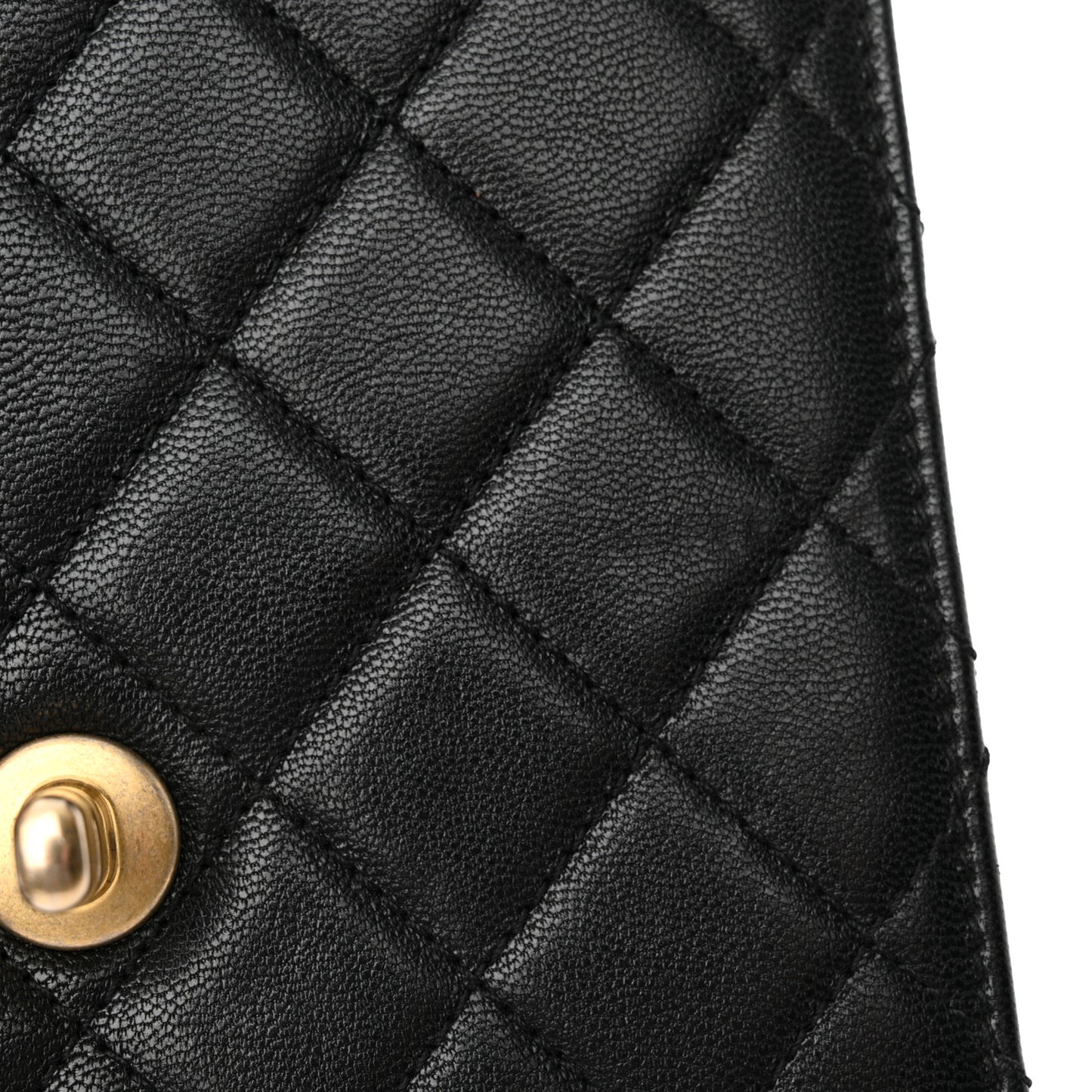 Lambskin Quilted Chic Pearls Flap Black