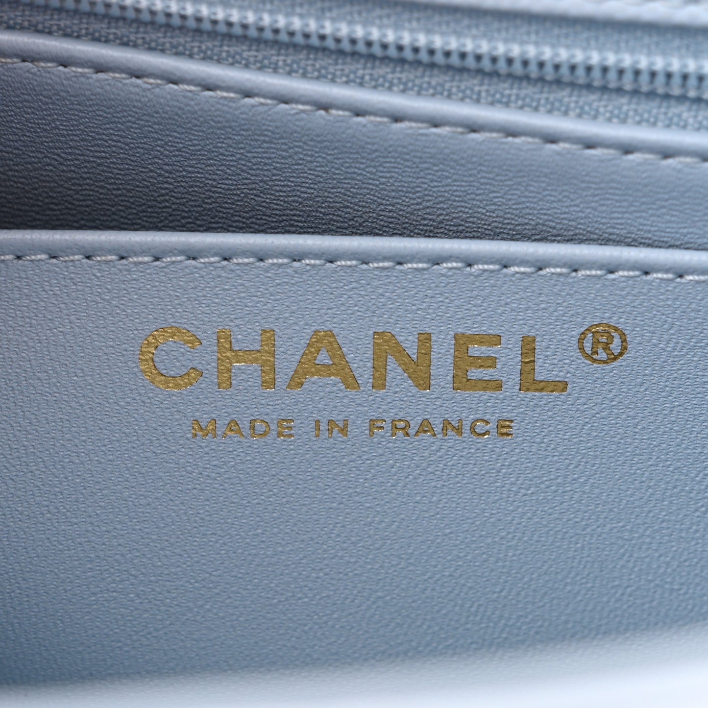 Caviar Quilted Retro Twist Top Handle Flap Light Grey