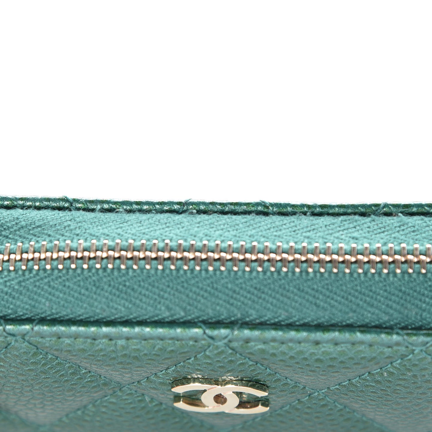 Metallic Caviar Quilted Zip Coin Purse Green