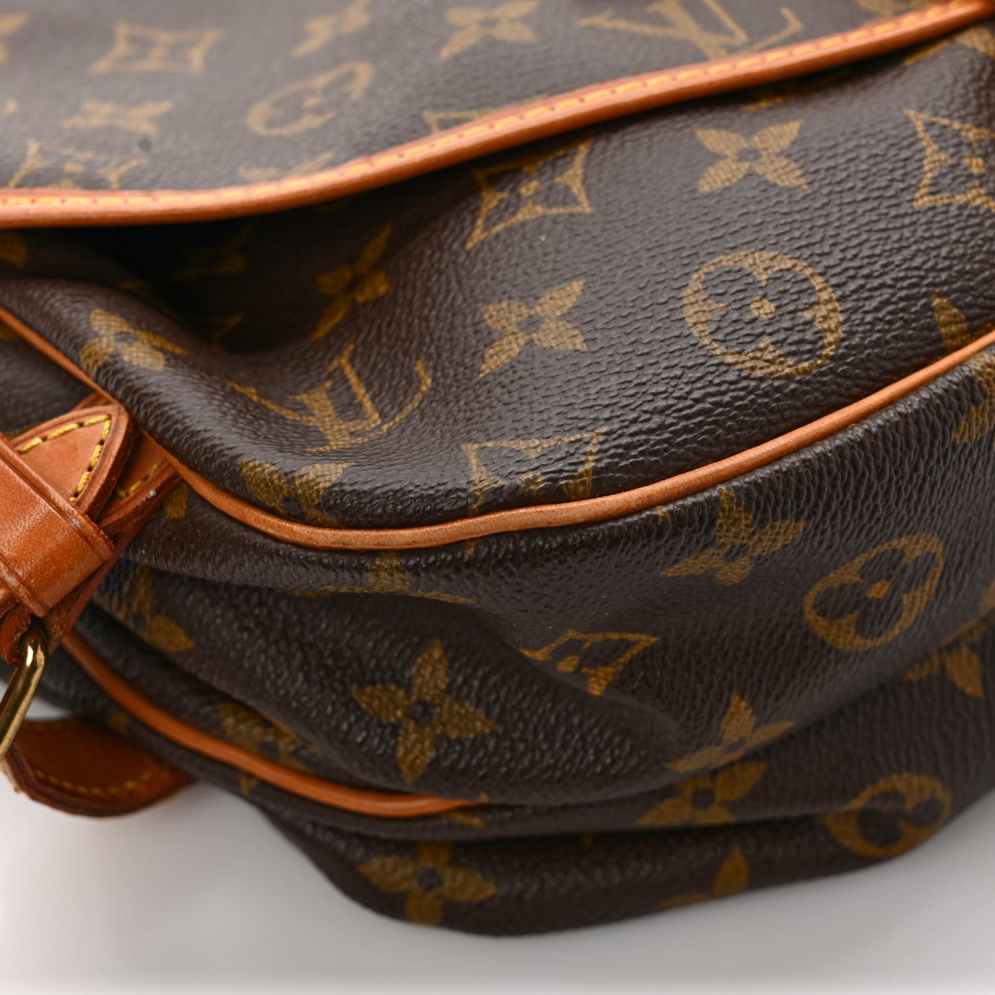 Monogram Saumur 30