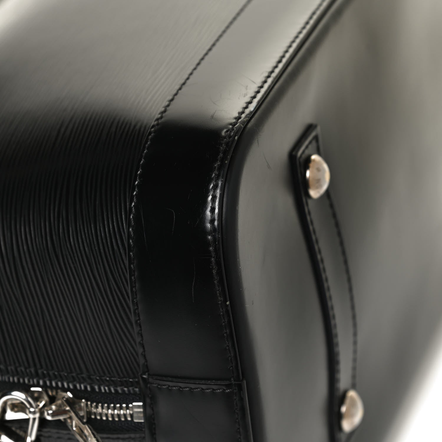 Louis Vuitton Epi Alma GM Black 12 of 12