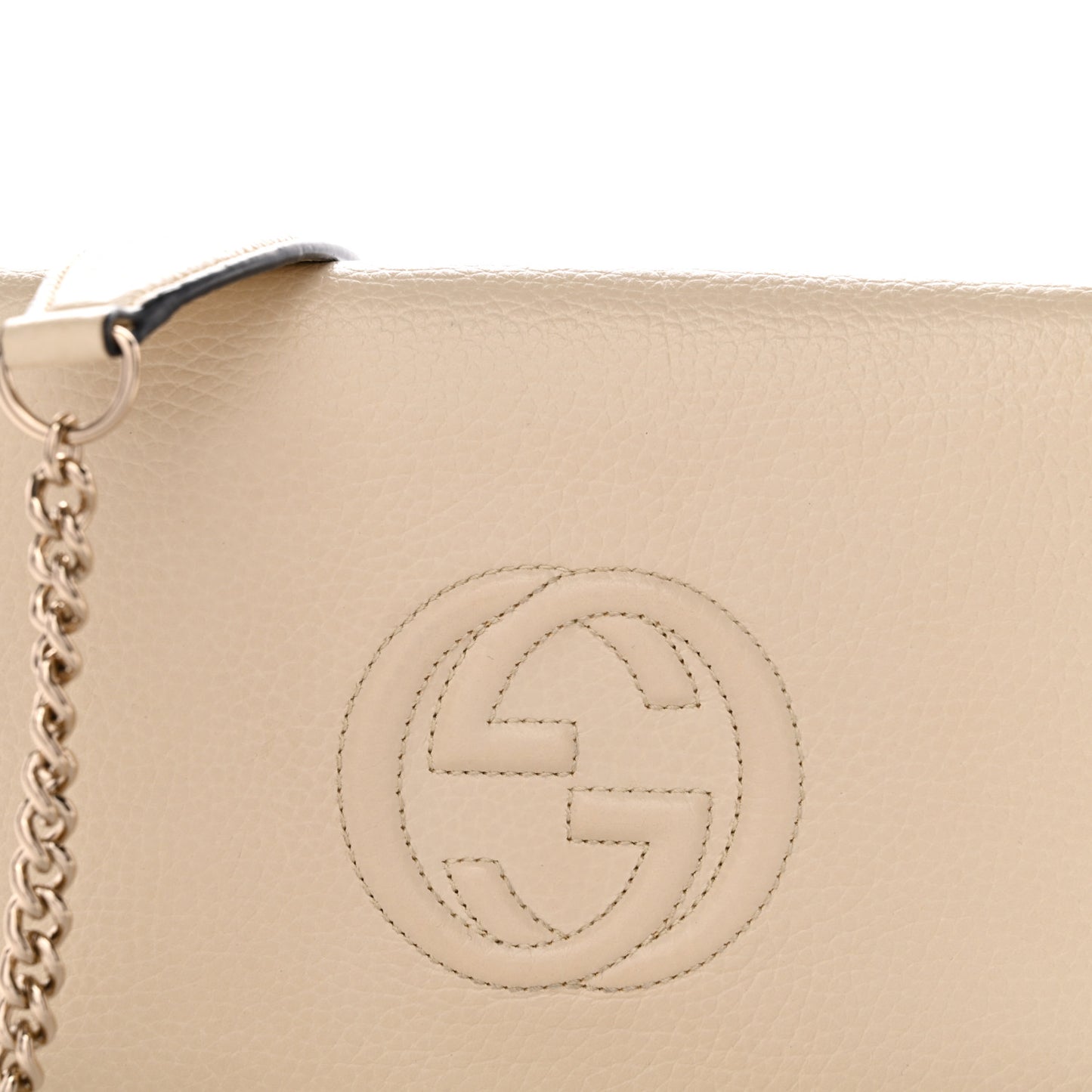 Pebbled Calfskin Soho Wallet on Chain Ivoire