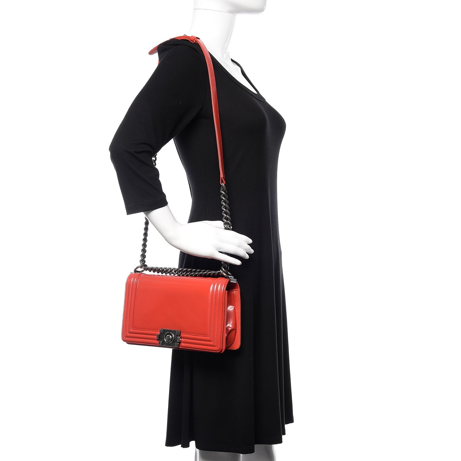 Chanel Glazed Calfskin Medium Boy Flap Red 2 of 20