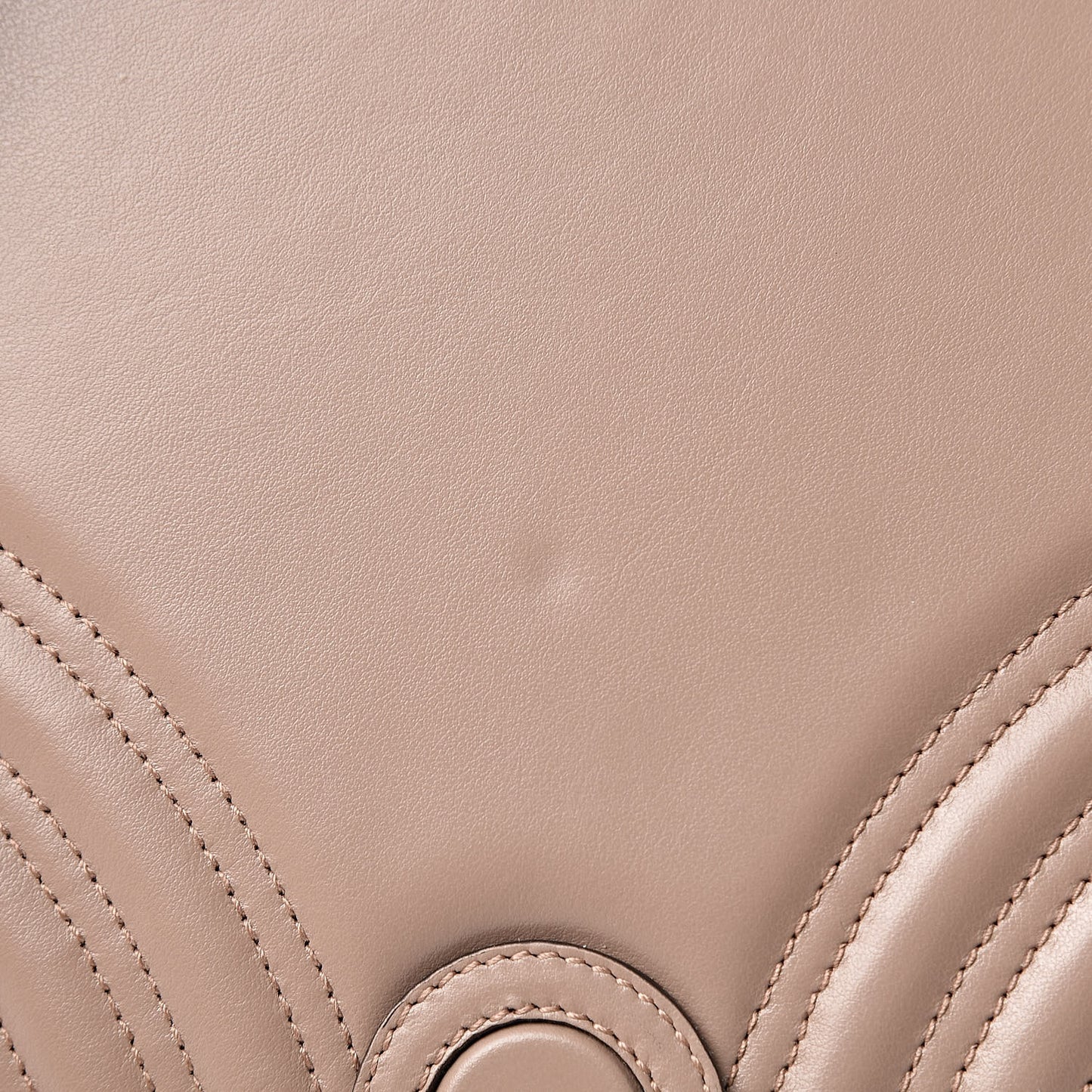 Calfskin Matelasse GG Marmont Clutch Porcelain Rose