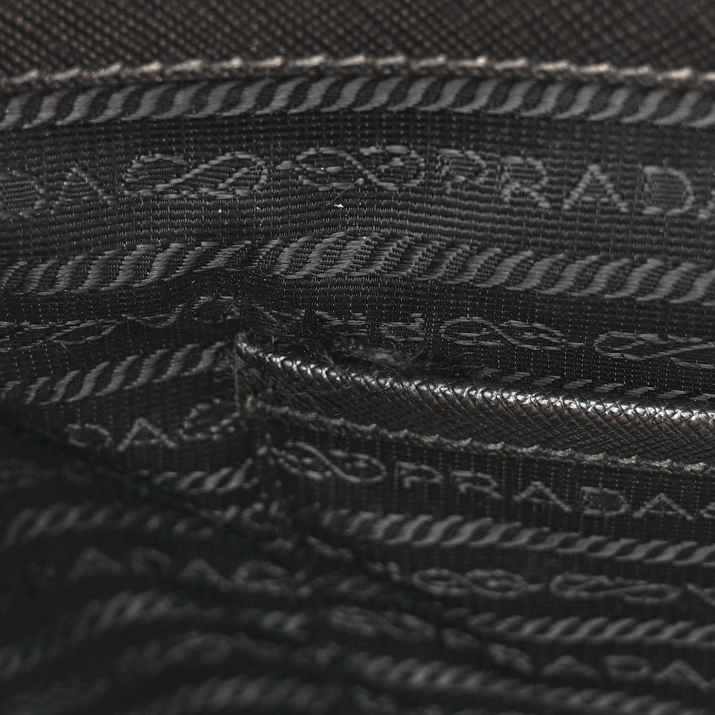 Saffiano Lux Medium Double Zip Tote Black