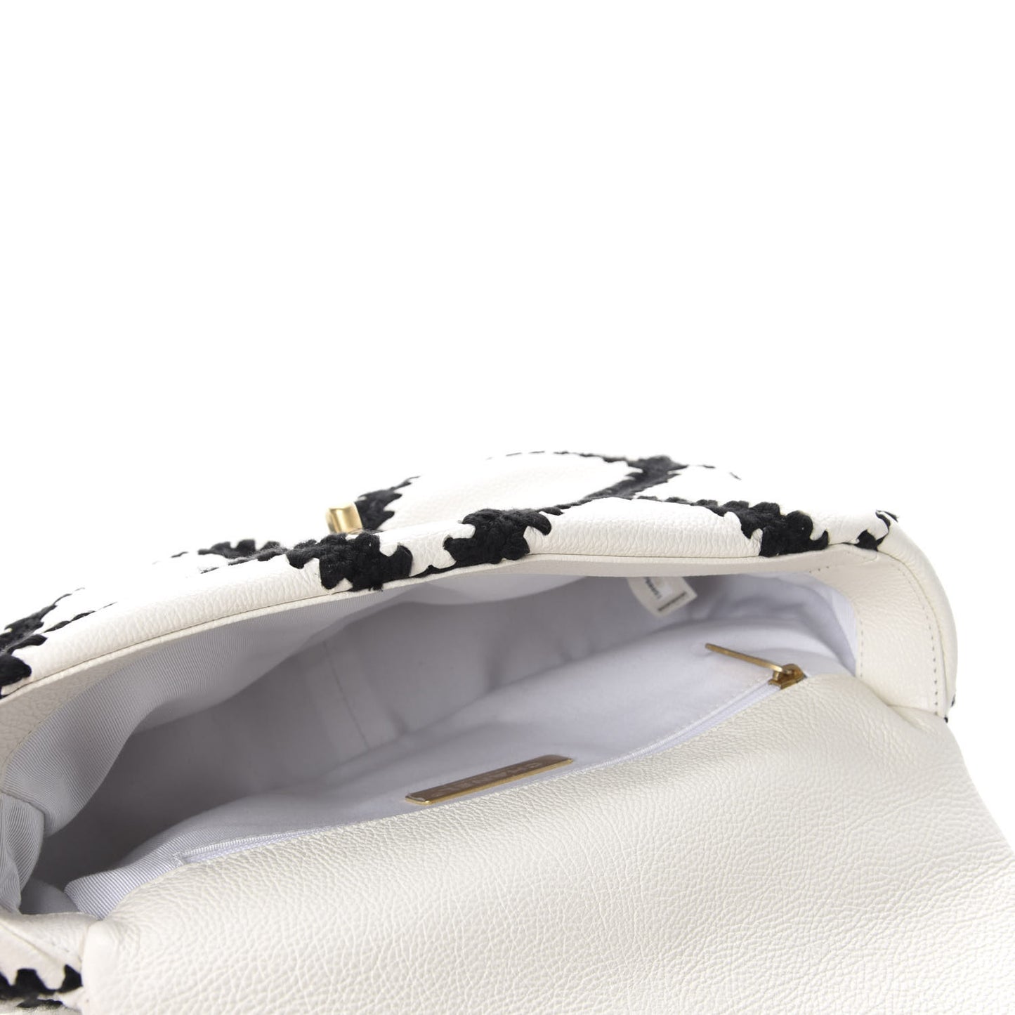 Calfskin Crochet Medium 19 Flap White Black
