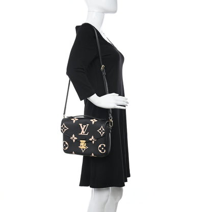 Louis Vuitton Empreinte Monogram Giant Pochette Metis Black Beige 2 of 9