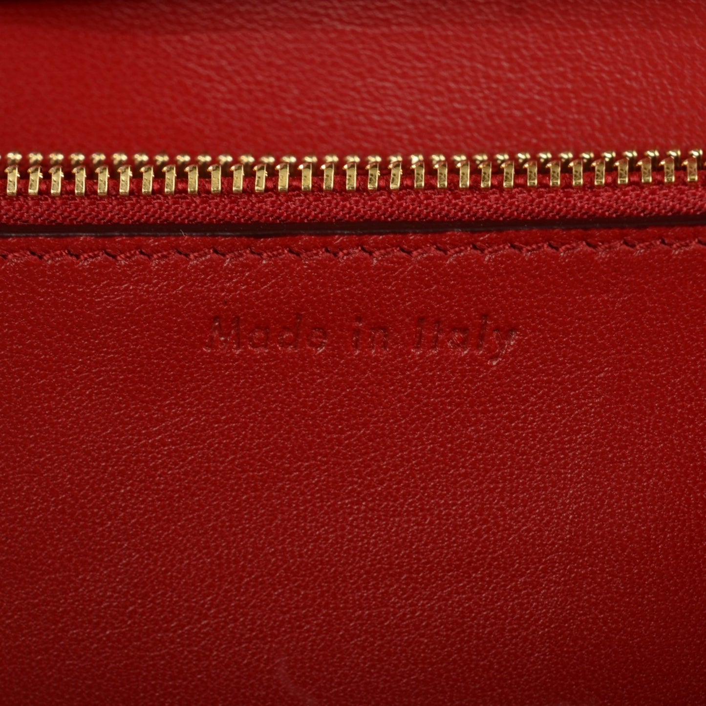 Box Calfskin Medium Classic Box Flap Bag Red