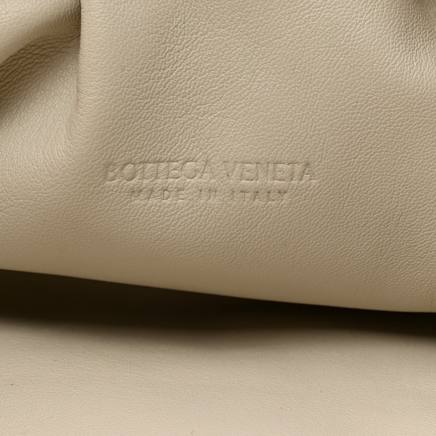 Bottega Veneta Metallic Crinkled Lambskin The Pouch Oversized Clutch Oro 6 of 9