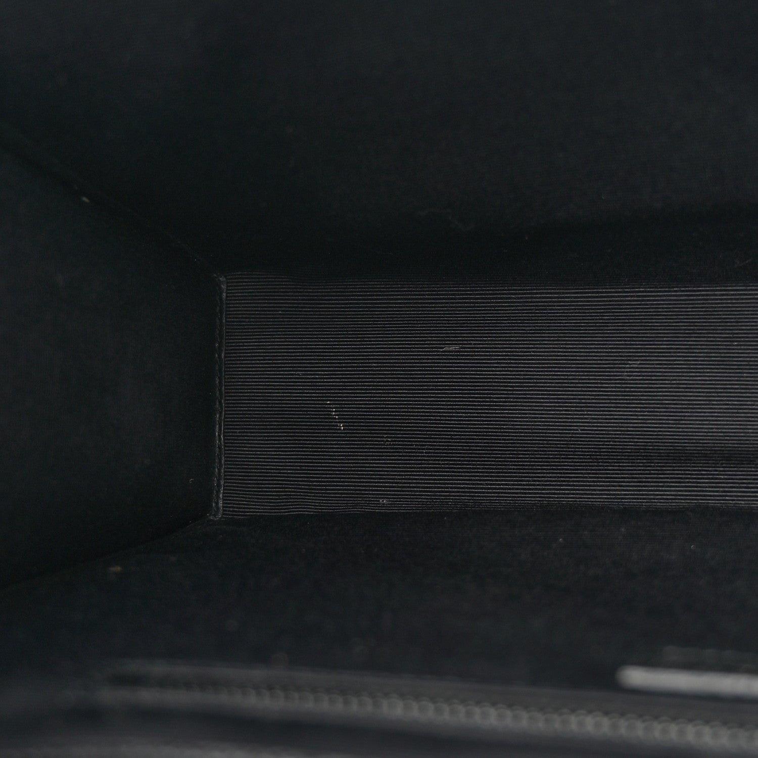 Saint Laurent Grain De Poudre Textured Mixed Matelasse Large Triquilt Monogram Monochrome Satchel Black 11 of 14