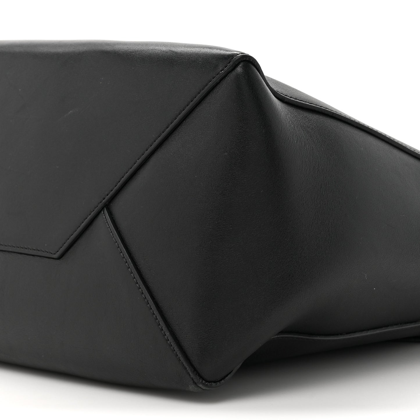 Natural Calfskin Medium Zipped Hobo Black