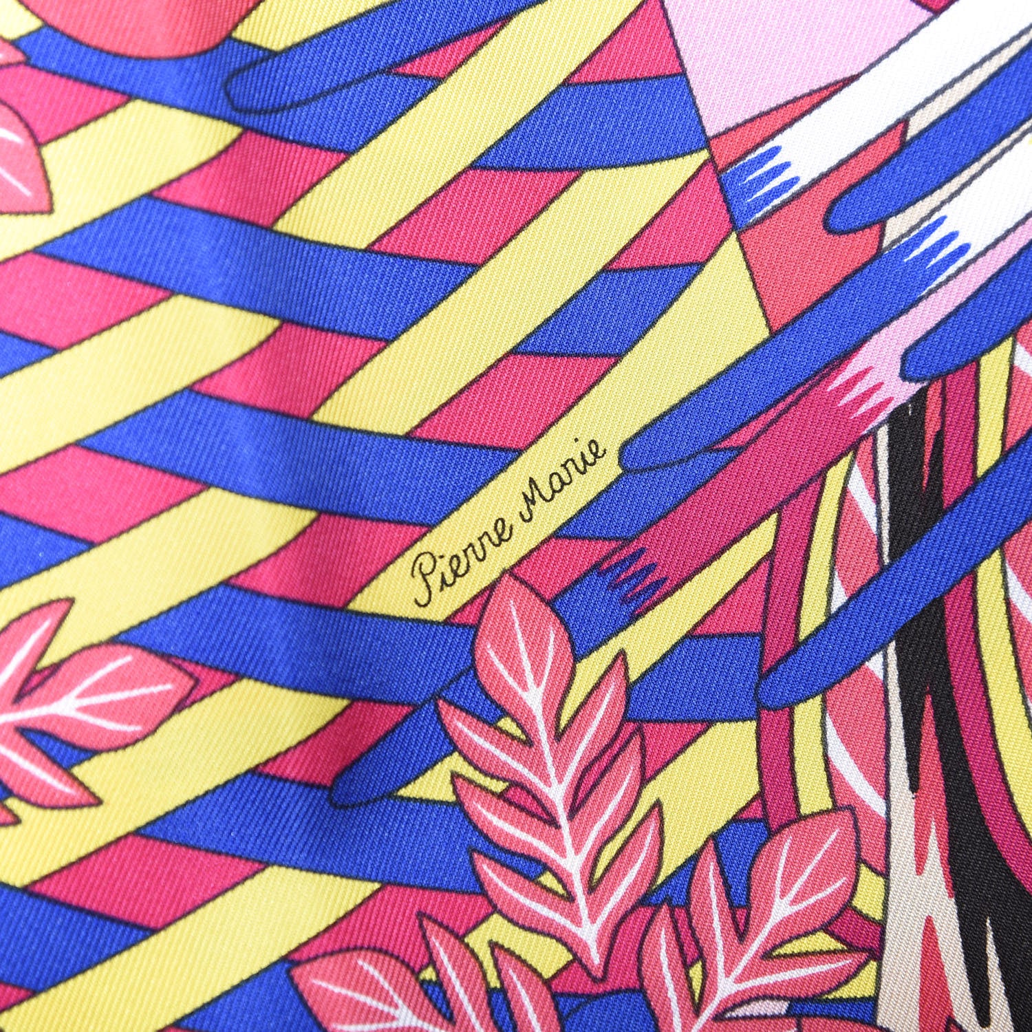 Hermes Silk La Source De Pegase Scarf 90 Rose Jaune Vif Bleu Royal 6 of 6