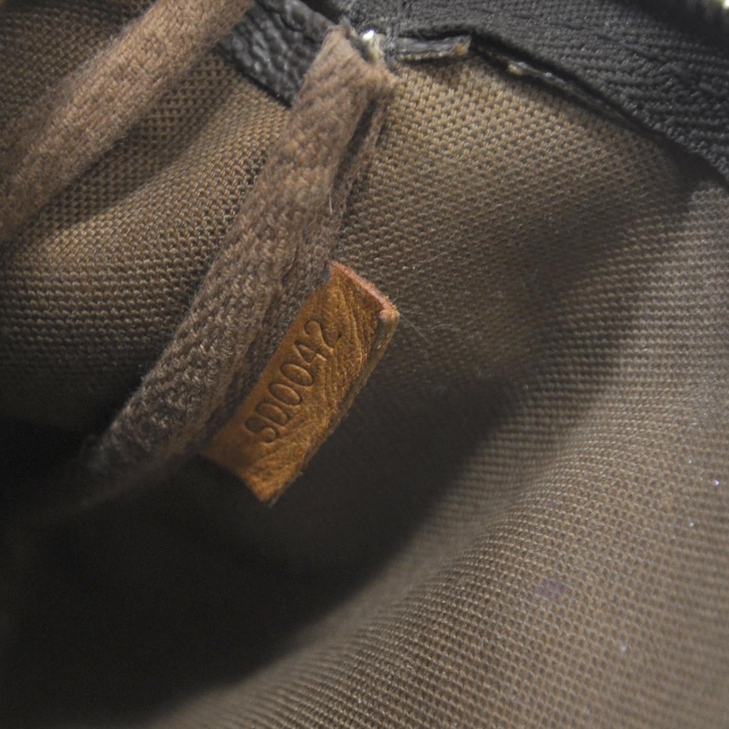 Louis Vuitton Monogram Pochette Accessories Bag 8 of 8
