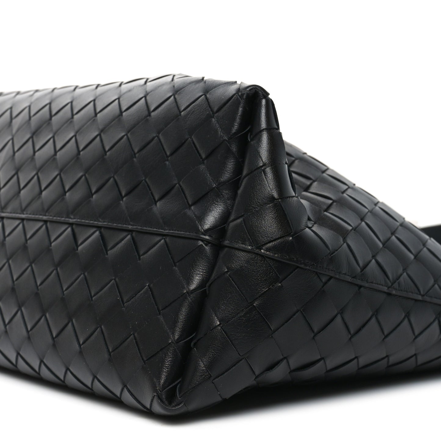 Calfskin Intrecciato Small Zipped Tote Black