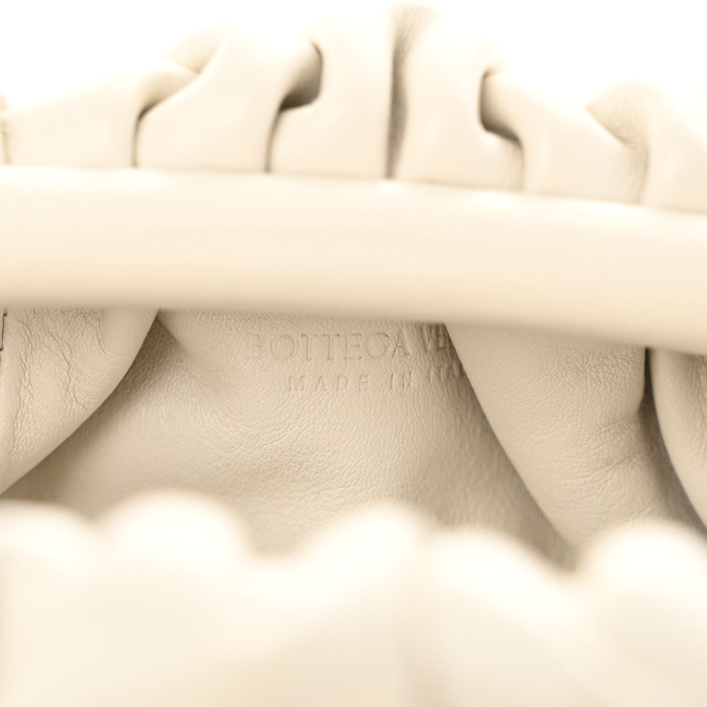 Butter Calfskin The Mini Pouch Plaster