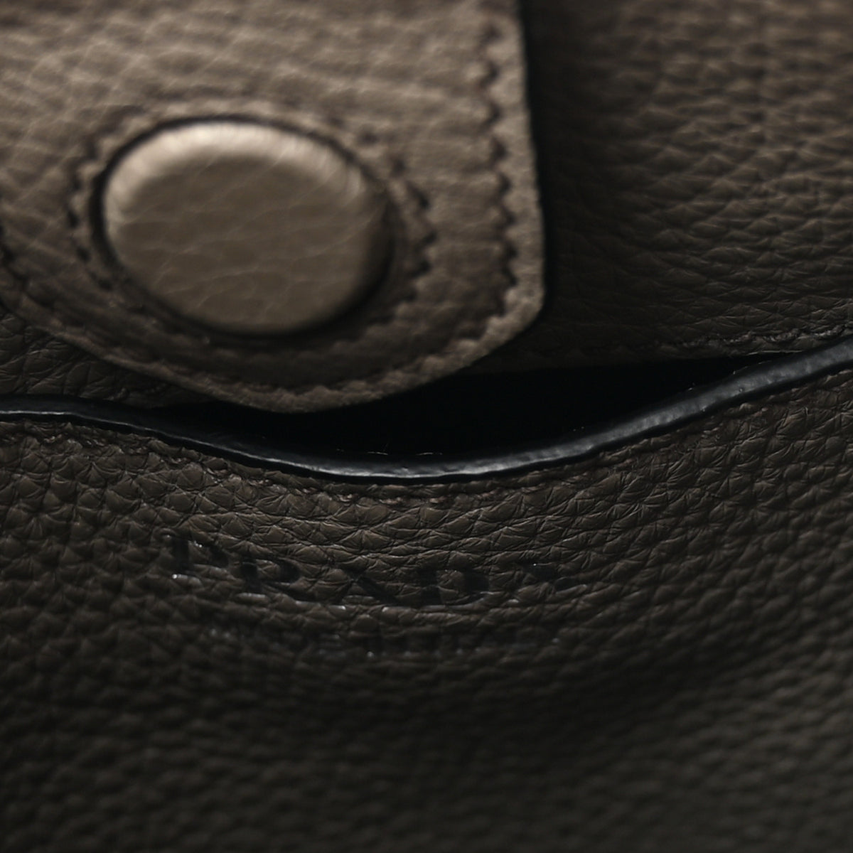 Vitello Daino Soft Mini Hobo Messenger Bag Argilla