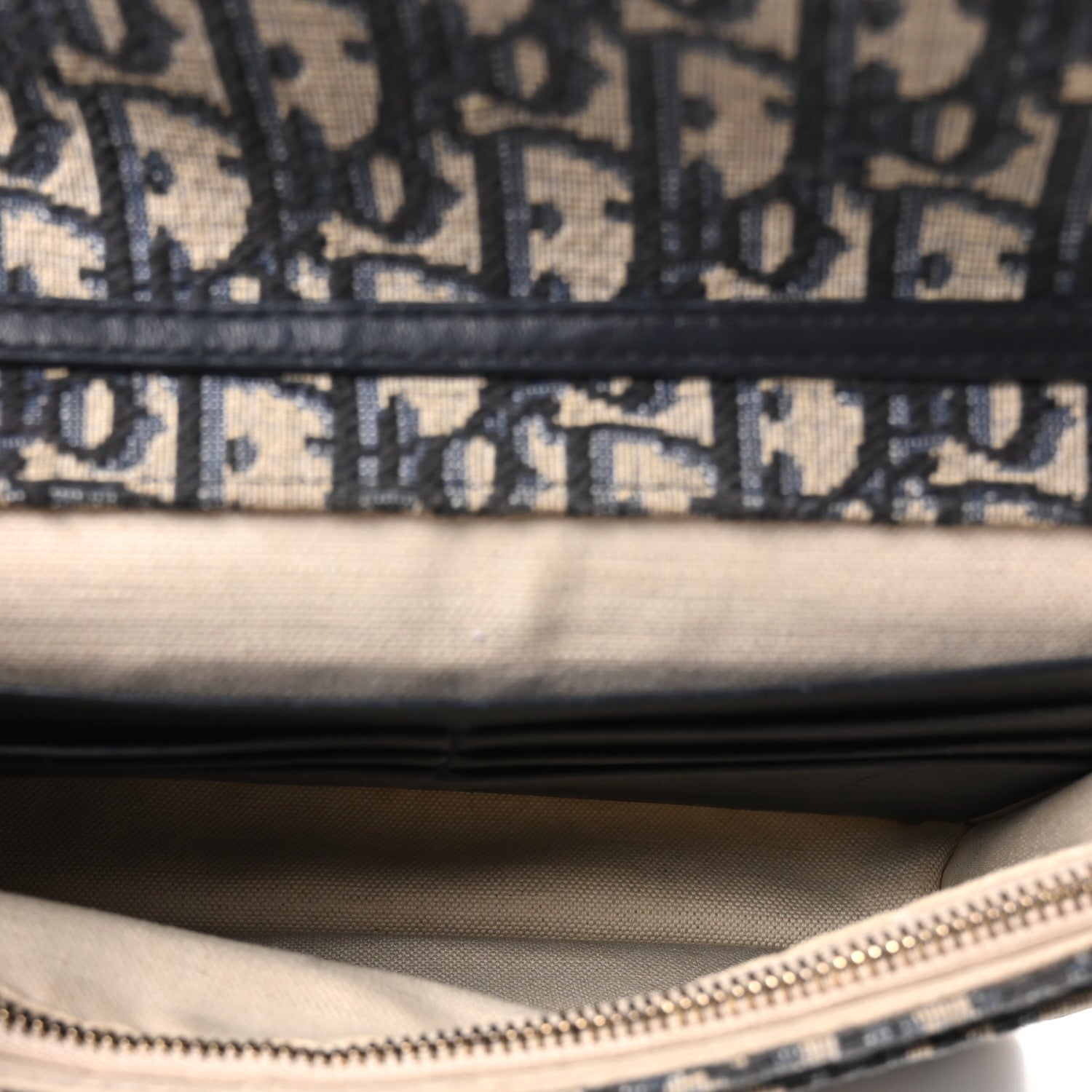 Christian Dior Oblique Saddle Chain Pouch Blue 1887442 – FASHIONPHILE