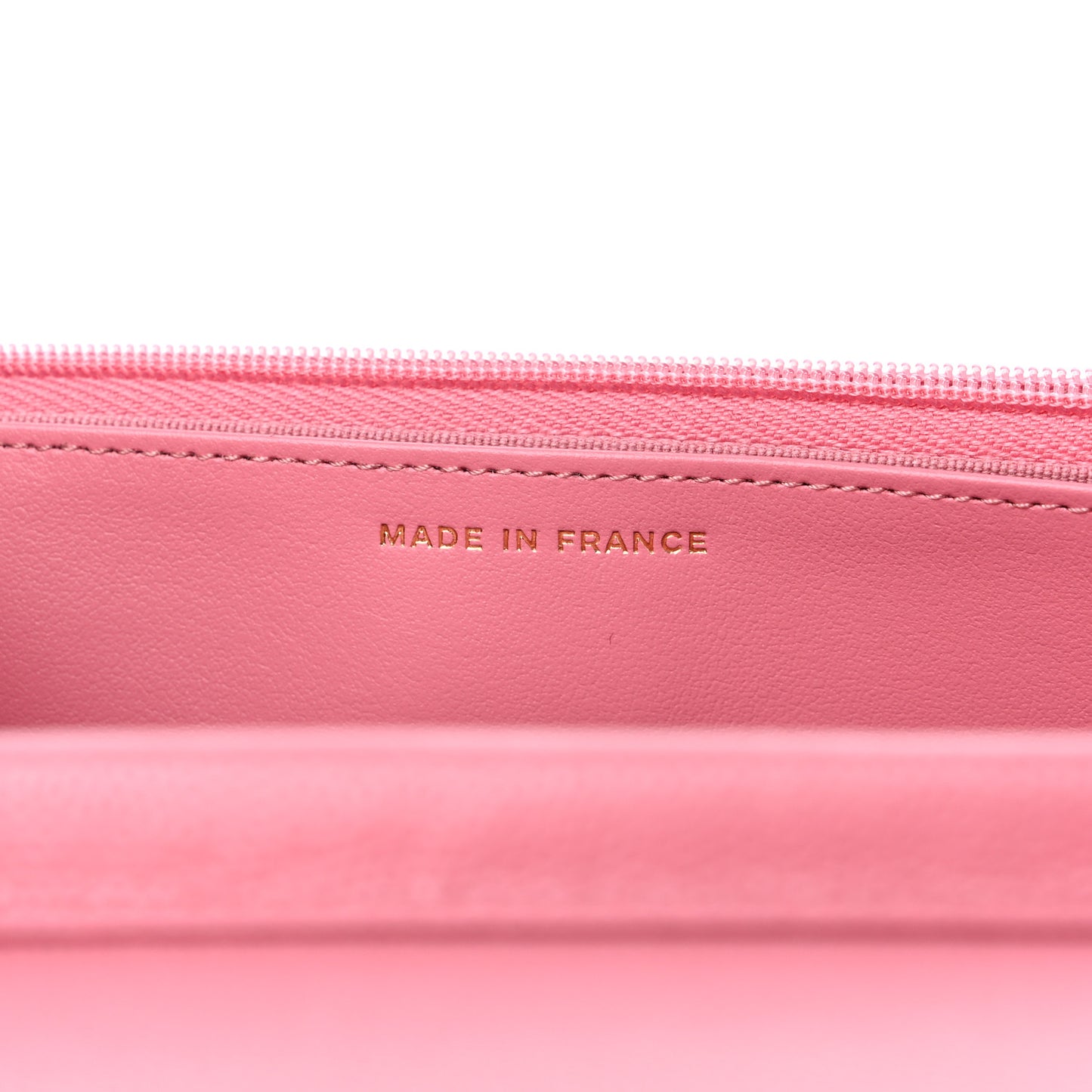 Caviar Quilted Wallet On Chain WOC Dark Pink