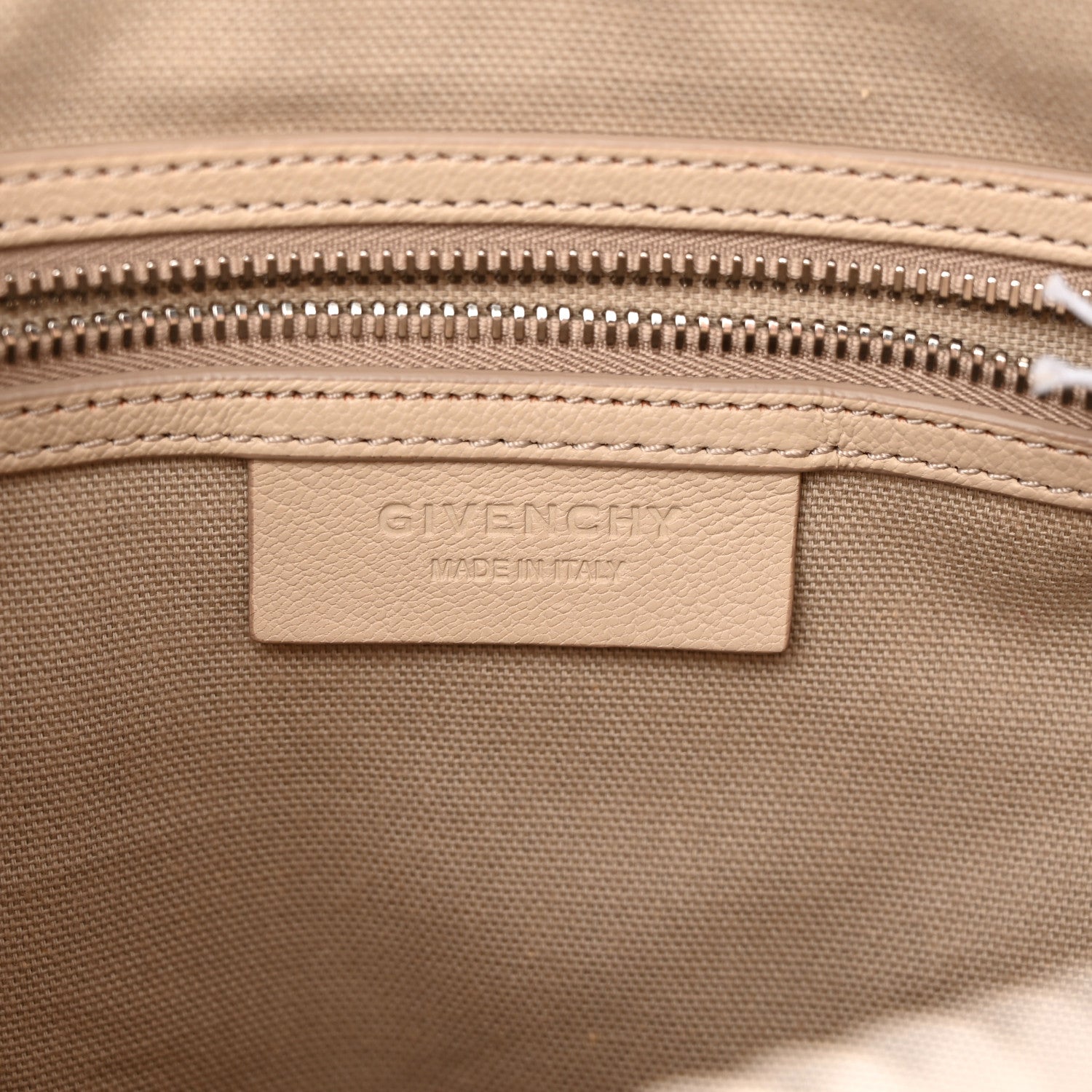 Givenchy Sugar Goatskin Medium Antigona Skin 6 of 12