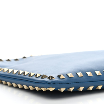 Valentino Garavani Vitello Large Rockstud Zip Wristlet Pouch Blu Delft 8 of 13