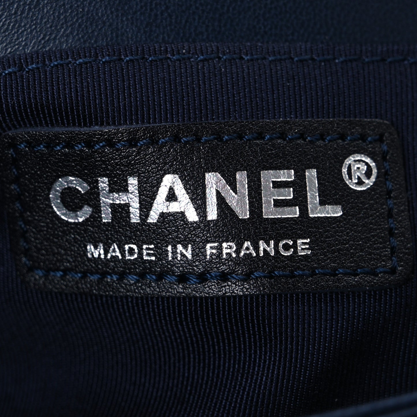 Lambskin Denim Tweed Medium Enchained Boy Flap Navy Blue