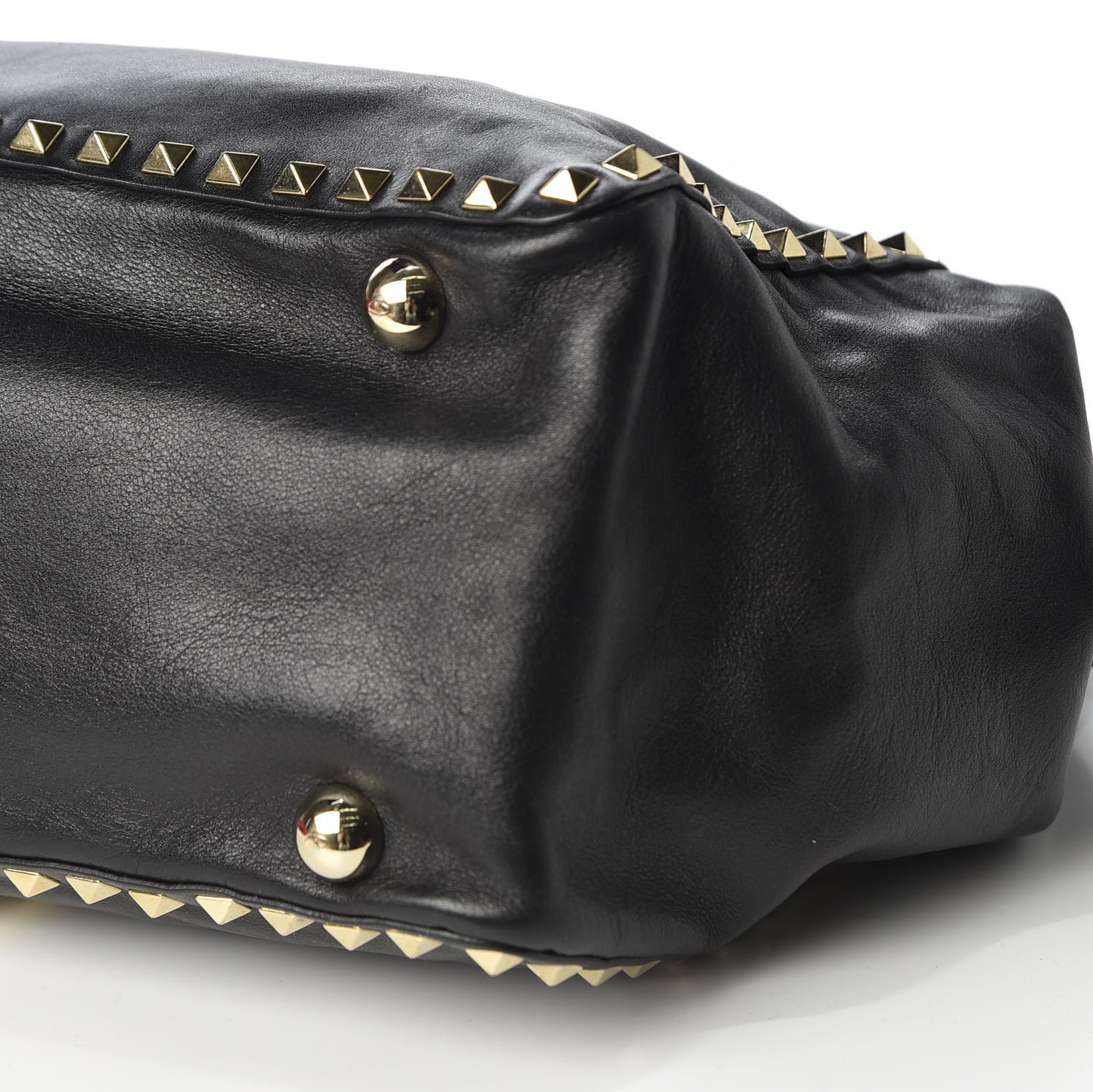 Vitello Medium Rockstud Tote Black